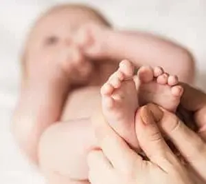 Carte cadeau atelier massage bébé